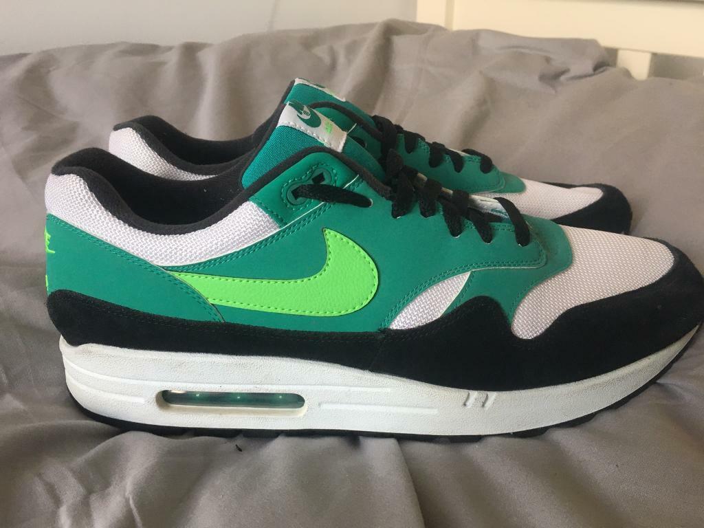 mens nike trainers size 12